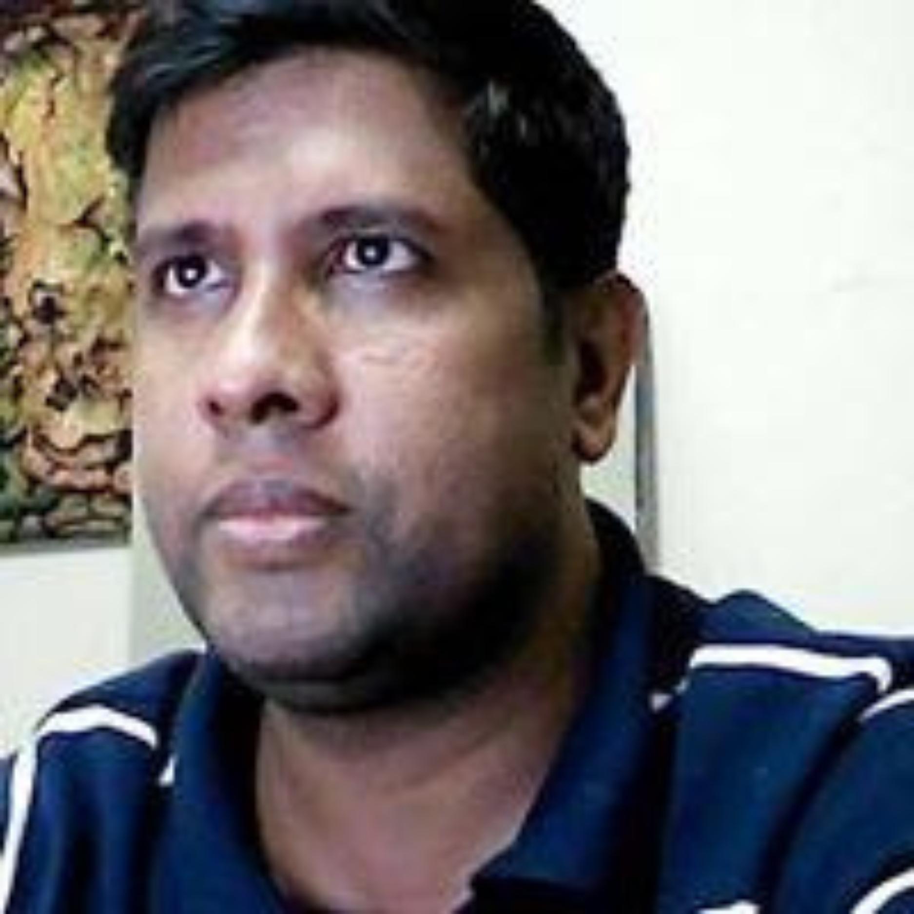 Md Shahadat Hossain